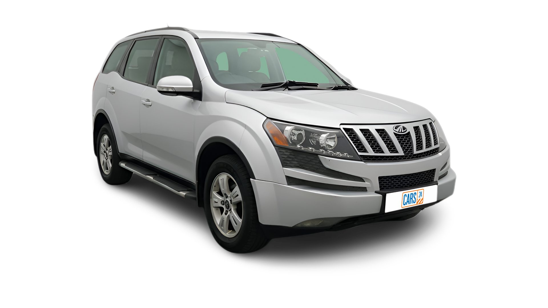 Mahindra XUV500-img